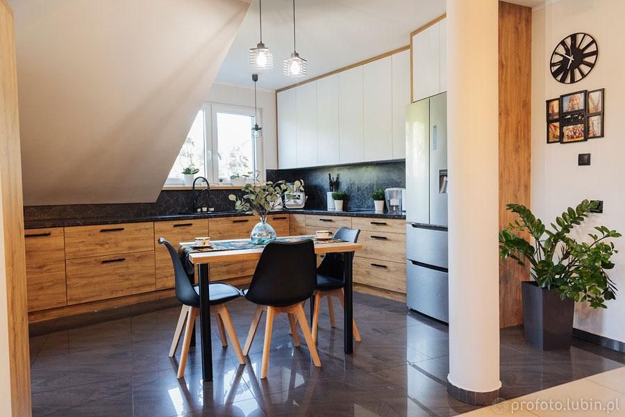 Nieruchomość komercyjna Bądzów. Zdjęcie 8