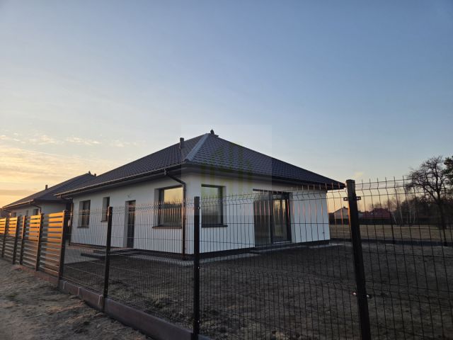 bliźniak, 4 pokoje Budy-Grzybek. Zdjęcie 14