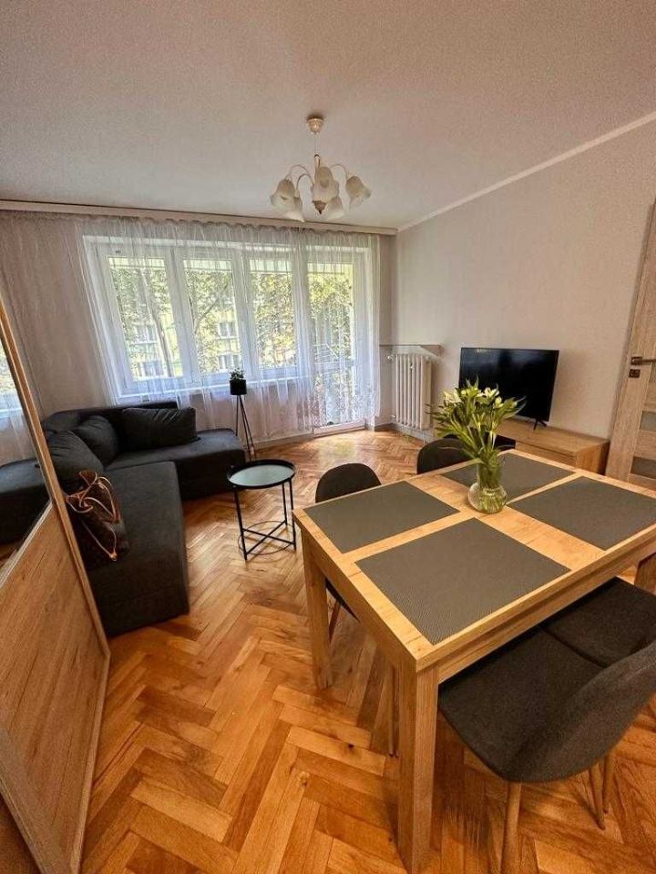 Mieszkanie 2-pokojowe Kraków Bieńczyce, os. Jagiellońskie. Zdjęcie 2