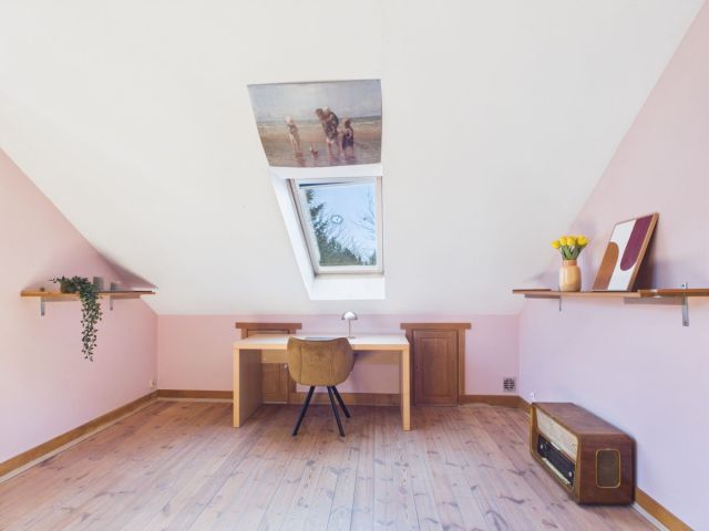 dom wolnostojący, 7 pokoi Pęcice Małe. Zdjęcie 16