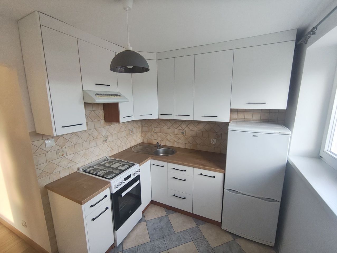 Mieszkanie 2-pokojowe Stąporków, pl. Wolności. Zdjęcie 5