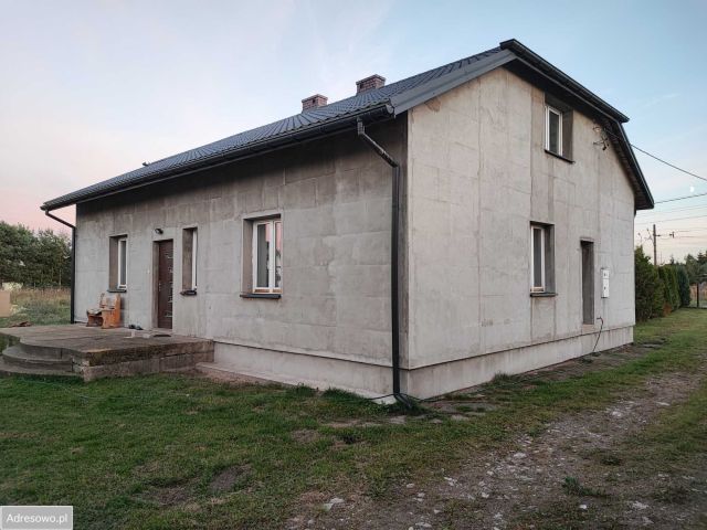 dom wolnostojący Tłuszcz, ul. Mazowiecka. Zdjęcie 1