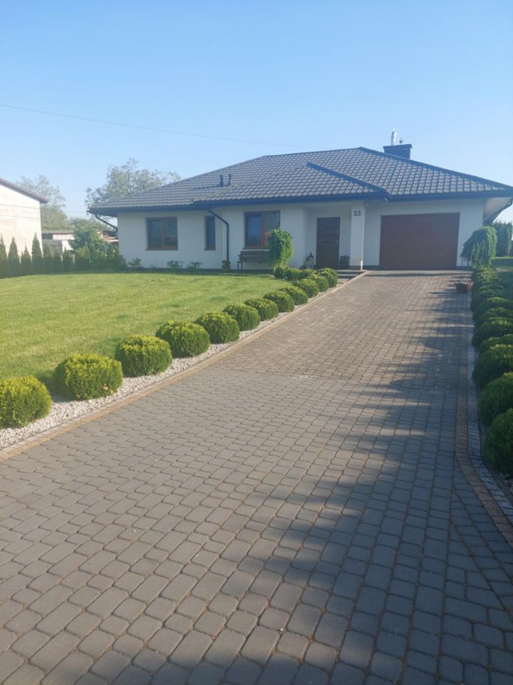 dom wolnostojący, 4 pokoje Koniemłoty, ul. Strażacka