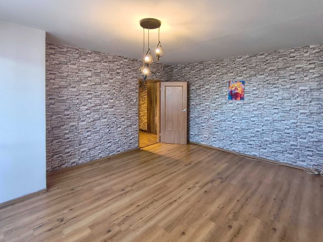 Mieszkanie 3-pokojowe Bielsko-Biała Osiedle Karpackie, ul. Doliny Miętusiej. Zdjęcie 1