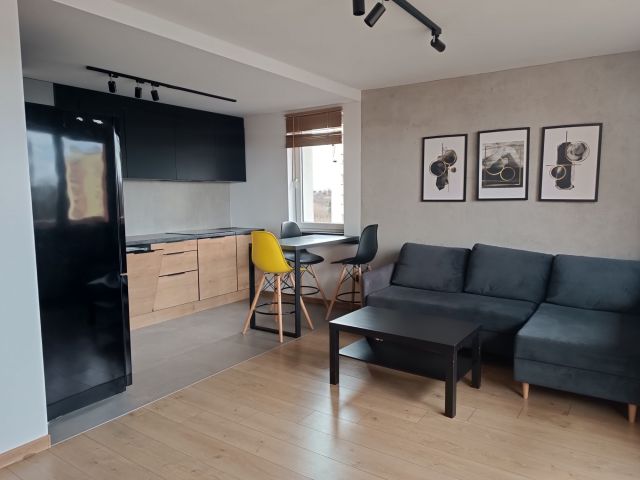 Mieszkanie 3-pokojowe Chrzanów, ul. Henryka Jordana. Zdjęcie 1