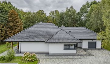 dom wolnostojący, 10 pokoi Łomna