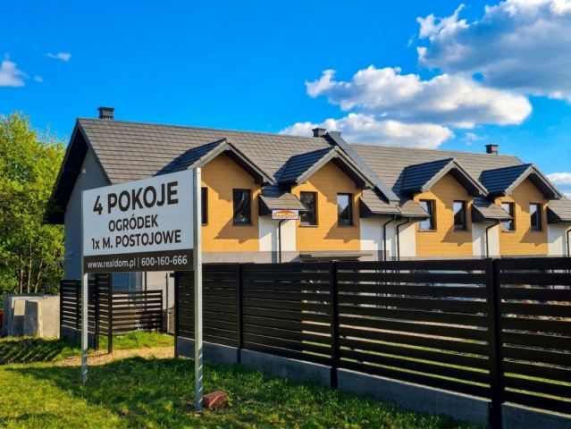 Mieszkanie 4-pokojowe Chrosna. Zdjęcie 1