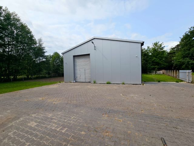 Hala/magazyn Prażmów. Zdjęcie 1