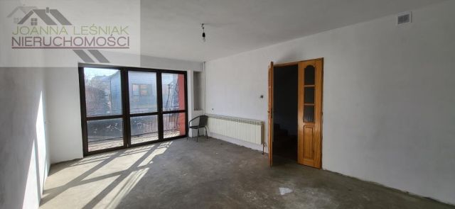 dom wolnostojący, 7 pokoi Podzamcze, ul. Zuzanka. Zdjęcie 5