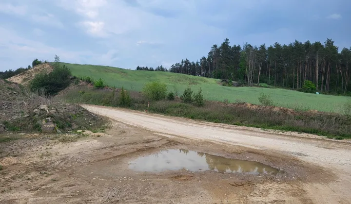 Działka inwestycyjna Radwany-Zaorze