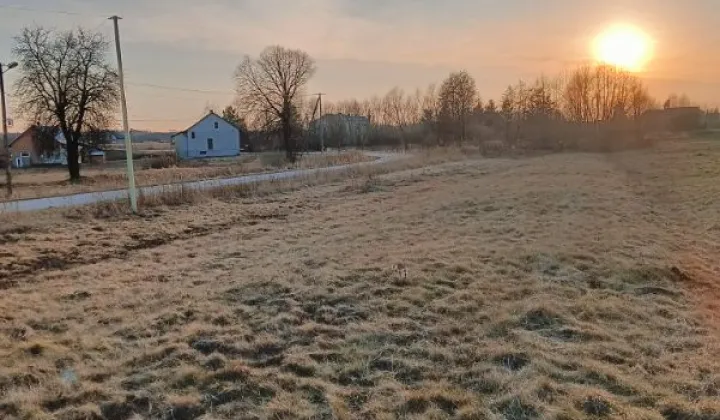 Działka inwestycyjna Czerce