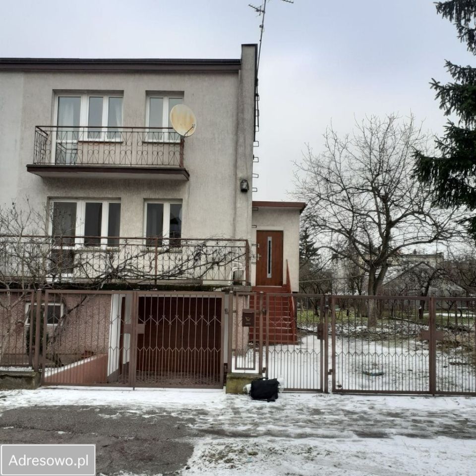 bliźniak, 4 pokoje Kielce Szydłówek, ul. Tatrzańska. Zdjęcie 1