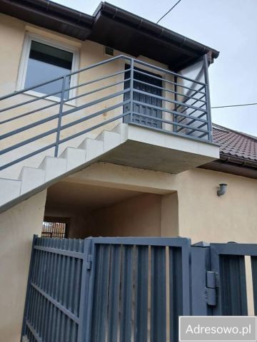 dom wolnostojący Bielawy, ul. Kościelna. Zdjęcie 1