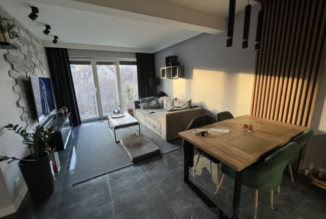 Mieszkanie 3-pokojowe Marki, ul. Długa. Zdjęcie 1