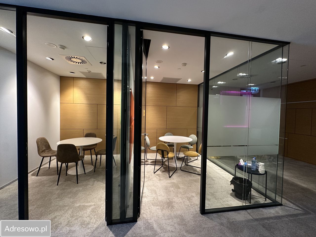 Biuro Warszawa Śródmieście, ul. Emilii Plater. Zdjęcie 6