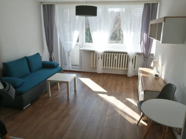 Mieszkanie 1-pokojowe Katowice os. Tysiąclecia, ul. Piastów. Zdjęcie 1