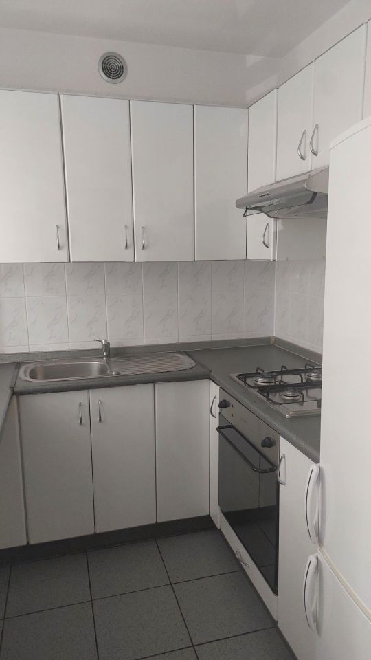 Mieszkanie 2-pokojowe Łódź Górna, ul. Sebastiana Felsztyńskiego. Zdjęcie 2