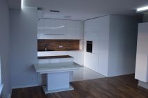 Mieszkanie 3-pokojowe Brzeg Dolny Warzyn, ul. Józefa Maksymiliana Ossolińskiego. Zdjęcie 2