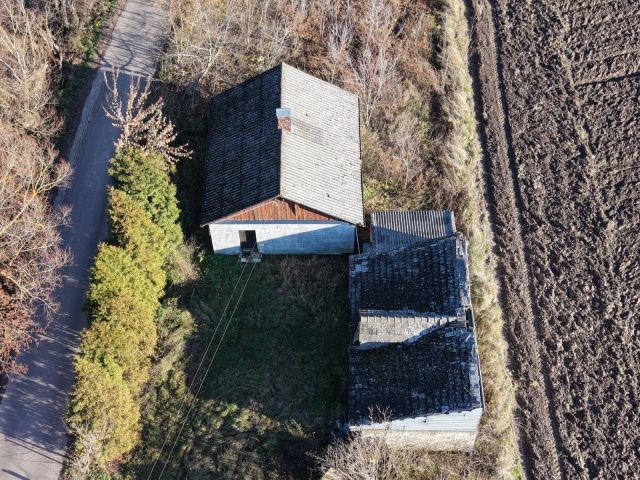 dom wolnostojący, 2 pokoje Buszkowice. Zdjęcie 3