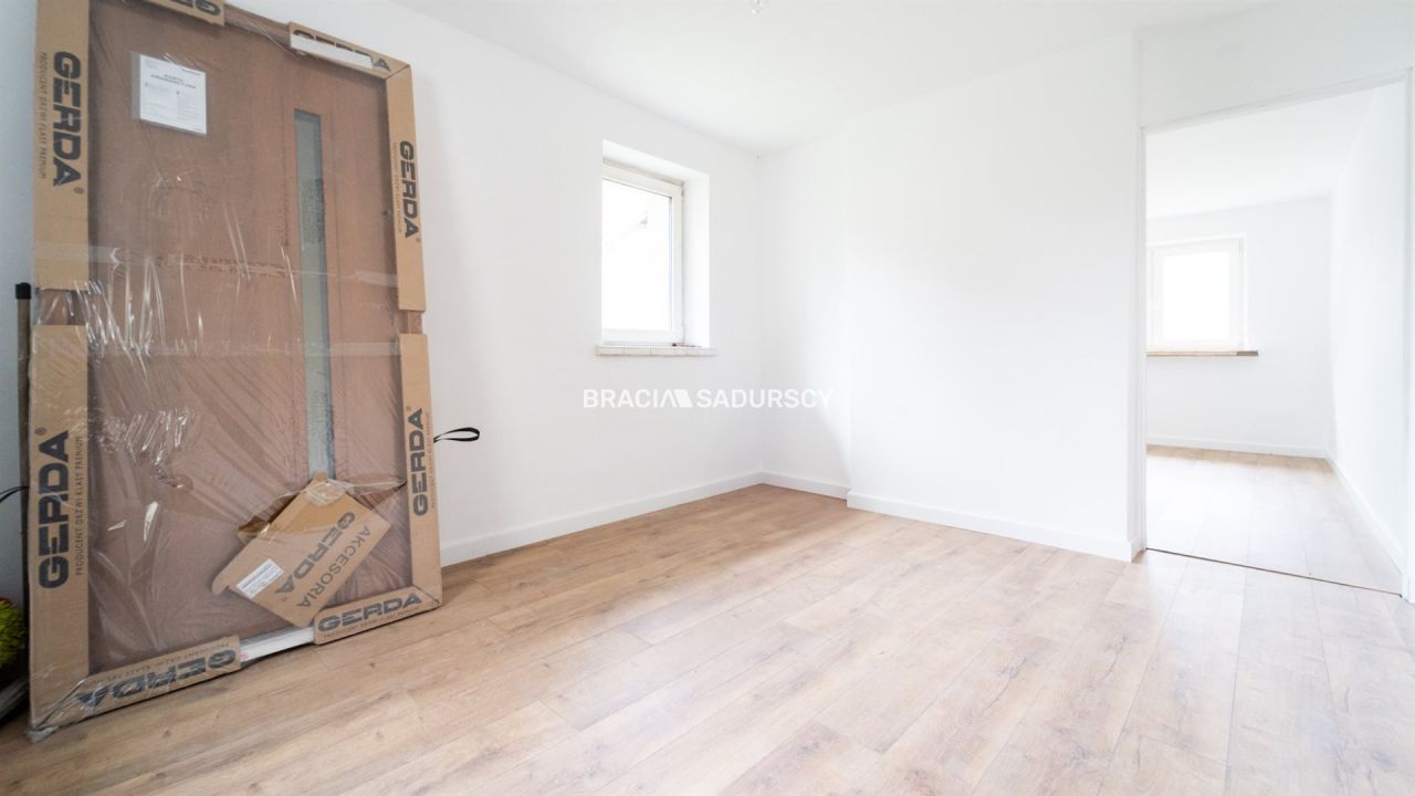 dom wolnostojący, 10 pokoi Skawina, ul. Żwirowa. Zdjęcie 31