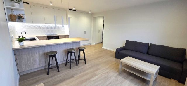 Mieszkanie 3-pokojowe Warszawa Mokotów, ul. Cieszyńska. Zdjęcie 1