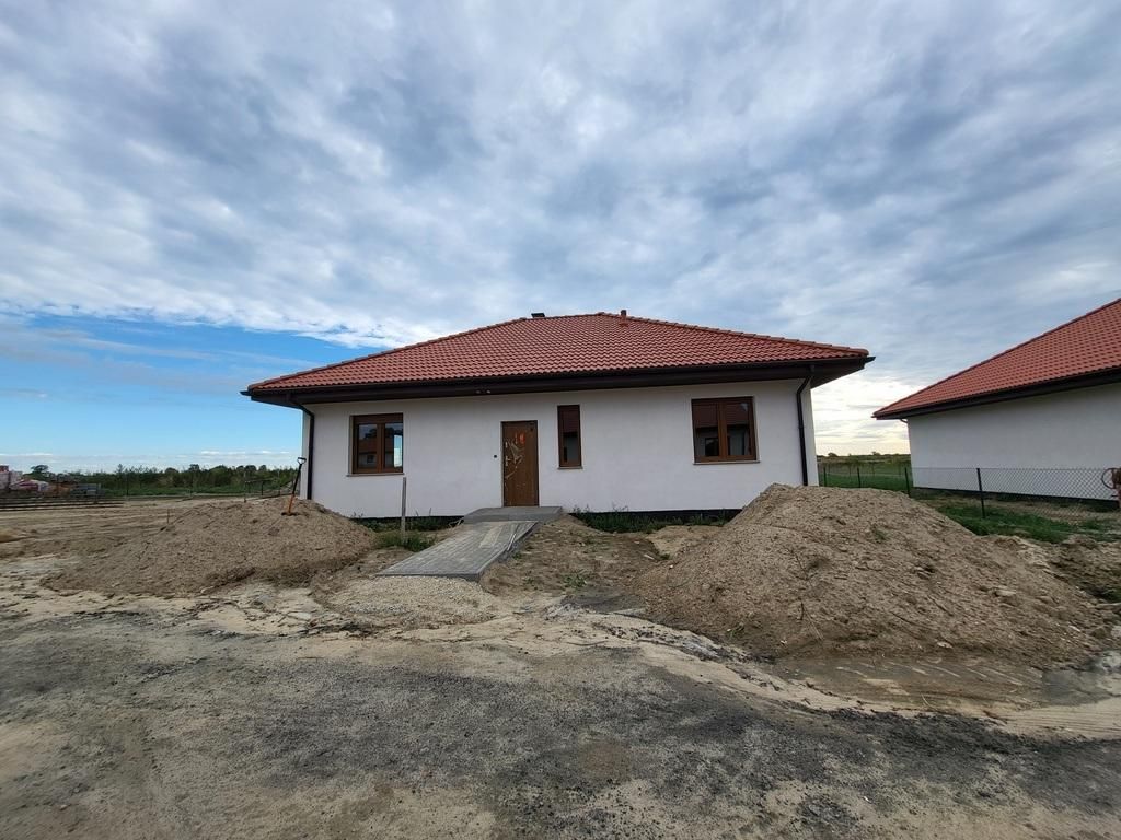dom wolnostojący, 4 pokoje Poniatowice Poniatowice. Zdjęcie 3