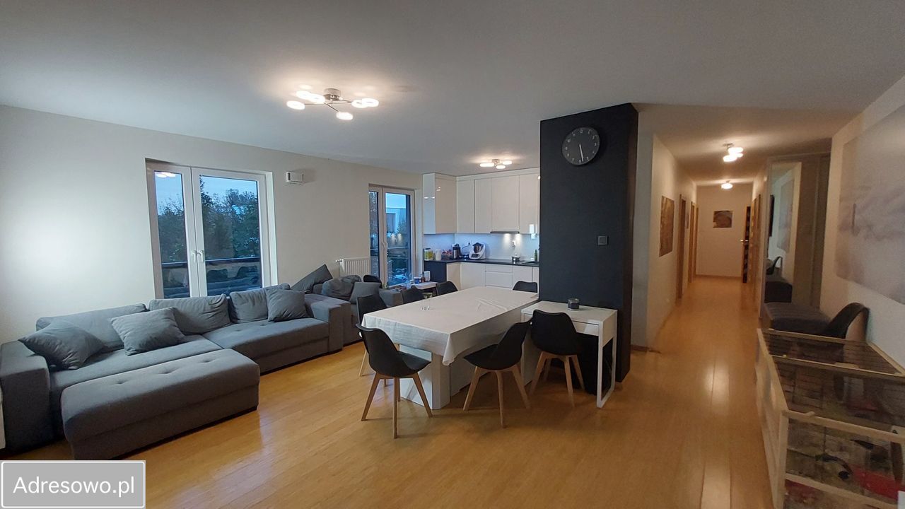 Mieszkanie 4-pokojowe Warszawa Praga-Południe, ul. Żupnicza. Zdjęcie 3