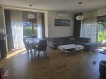dom wolnostojący, 5 pokoi Bądzów. Zdjęcie 2
