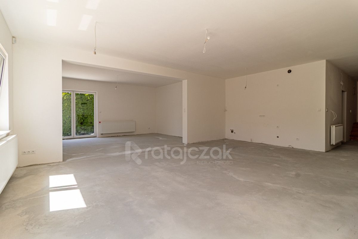 bliźniak, 5 pokoi Wejherowo Śmiechowo, ul. Otylii Szczukowskiej. Zdjęcie 9