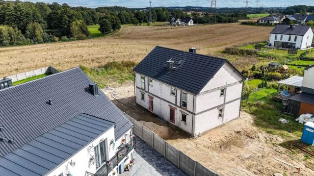 bliźniak, 4 pokoje Pępowo, ul. Franciszka Kręckiego. Zdjęcie 1