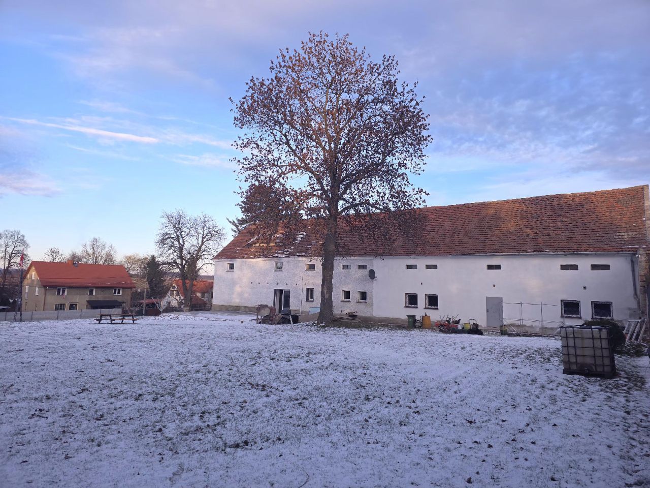 dom wolnostojący, 10 pokoi Stoszowice. Zdjęcie 5