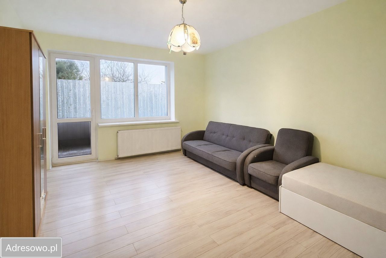 dom wolnostojący, 4 pokoje Modrzyca, ul. Szkolna