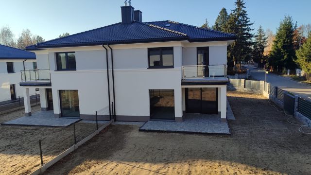 bliźniak, 5 pokoi Łazy, ul. Polna. Zdjęcie 3