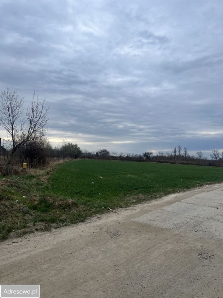 Działka inwestycyjna Żarów, ul. Fabryczna. Zdjęcie 2