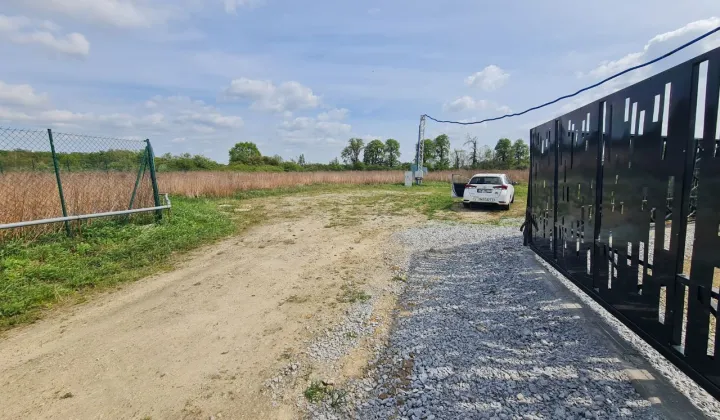 Działka inwestycyjna Krępice