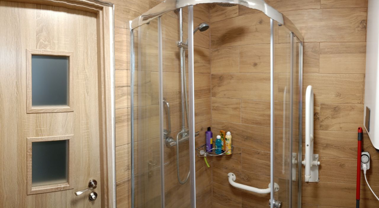 Mieszkanie 3-pokojowe Zabrodzie. Zdjęcie 4