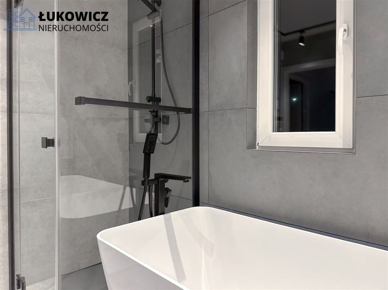 dom wolnostojący, 4 pokoje Pisarzowice. Zdjęcie 15