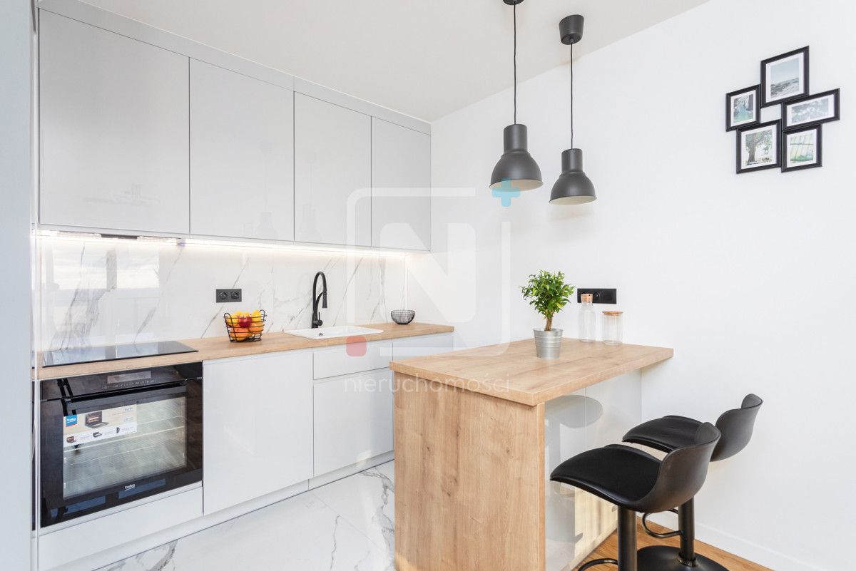 Mieszkanie 3-pokojowe Warszawa Śródmieście, ul. Grzybowska. Zdjęcie 2