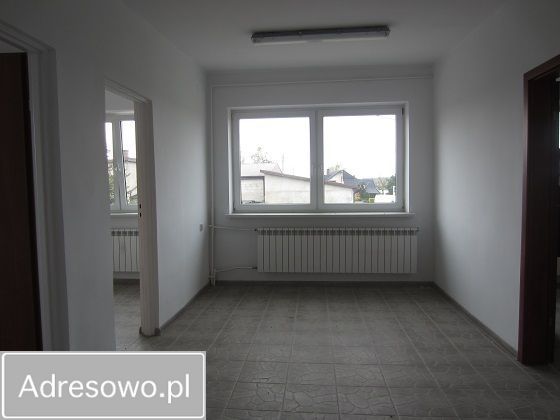 Hala/magazyn Russocice. Zdjęcie 15