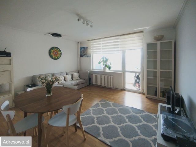 Mieszkanie 3-pokojowe Warszawa Gocław. Zdjęcie 1