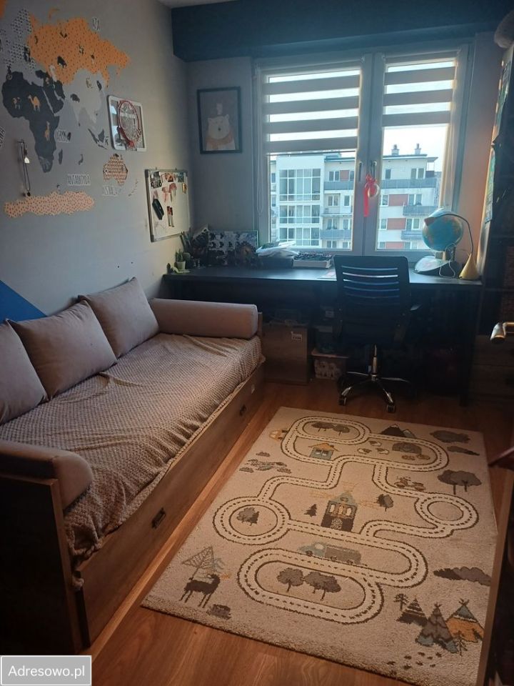 Mieszkanie 4-pokojowe Oświęcim, ul. Żwirki i Wigury. Zdjęcie 2