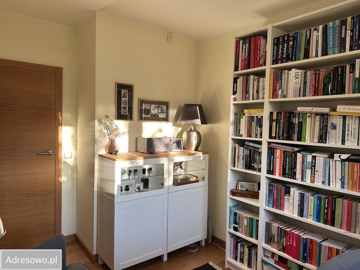 dom wolnostojący, 6 pokoi Borzęcin Duży. Zdjęcie 3