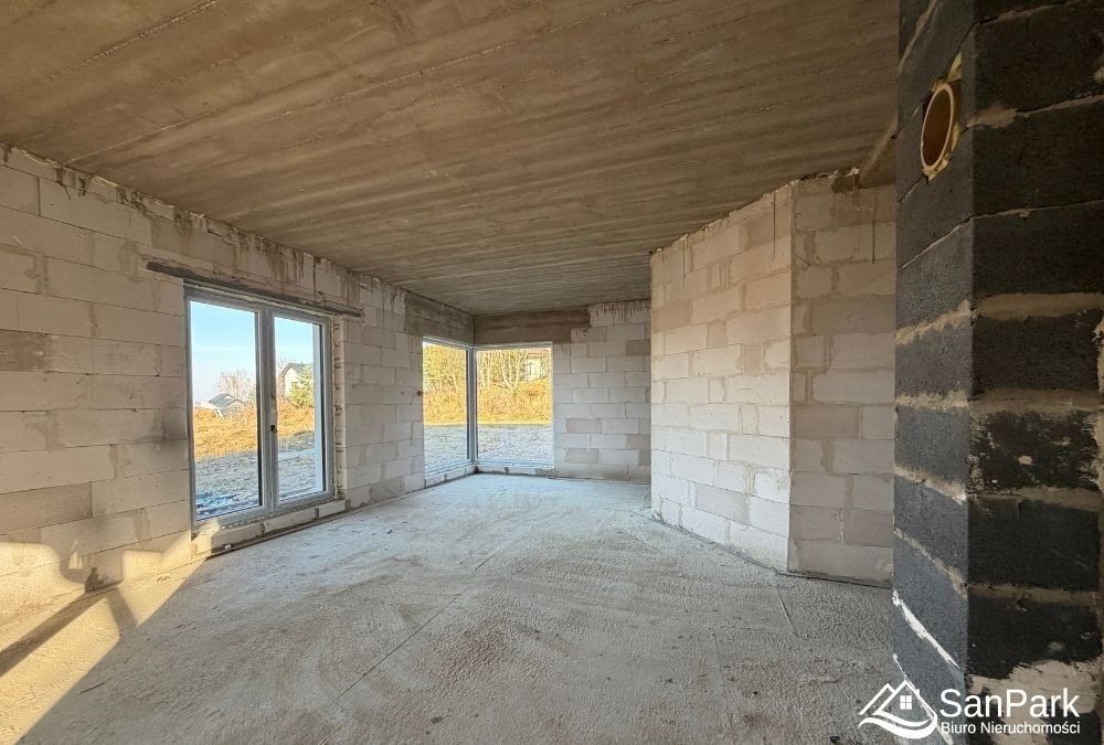 dom wolnostojący, 5 pokoi Sanoczek. Zdjęcie 6