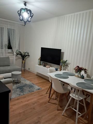 Mieszkanie 3-pokojowe Świętochłowice, ul. Hajduki. Zdjęcie 1