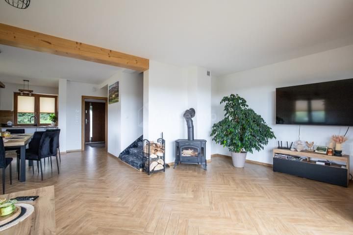 dom wolnostojący, 8 pokoi Leśnica, ul. Łosie. Zdjęcie 8