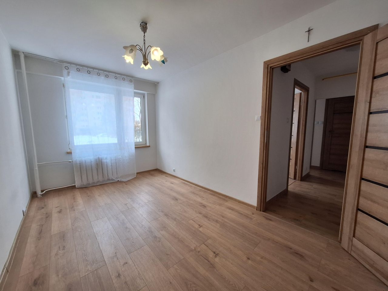 Mieszkanie 2-pokojowe Nowy Sącz Barskie, al. Aleje mjr. Henryka Sucharskiego. Zdjęcie 2