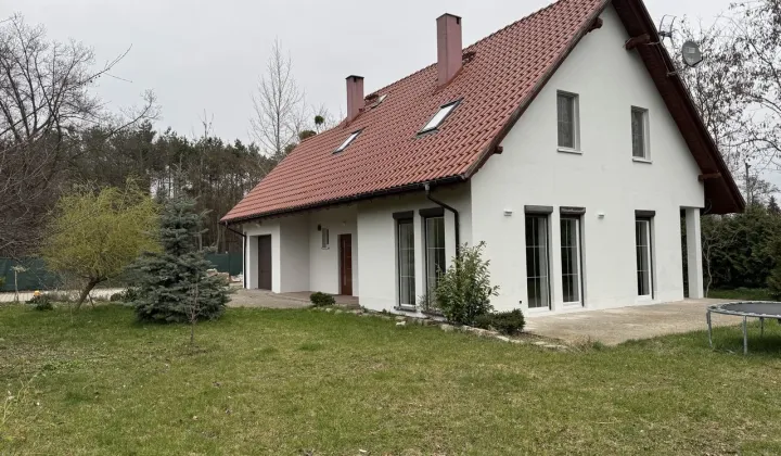 dom wolnostojący, 4 pokoje Pęgów, ul. Adama Mickiewicza