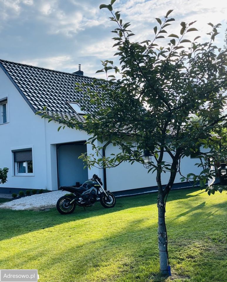 dom wolnostojący, 4 pokoje Bagno. Zdjęcie 3