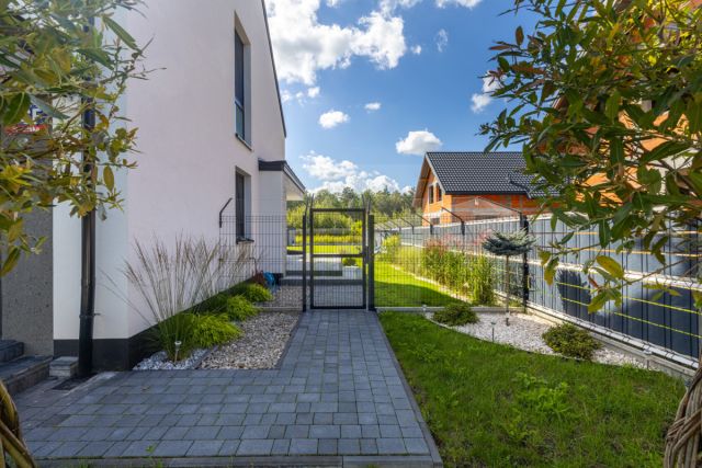bliźniak, 4 pokoje Kąty Goździejewskie Pierwsze, ul. Bliska. Zdjęcie 30
