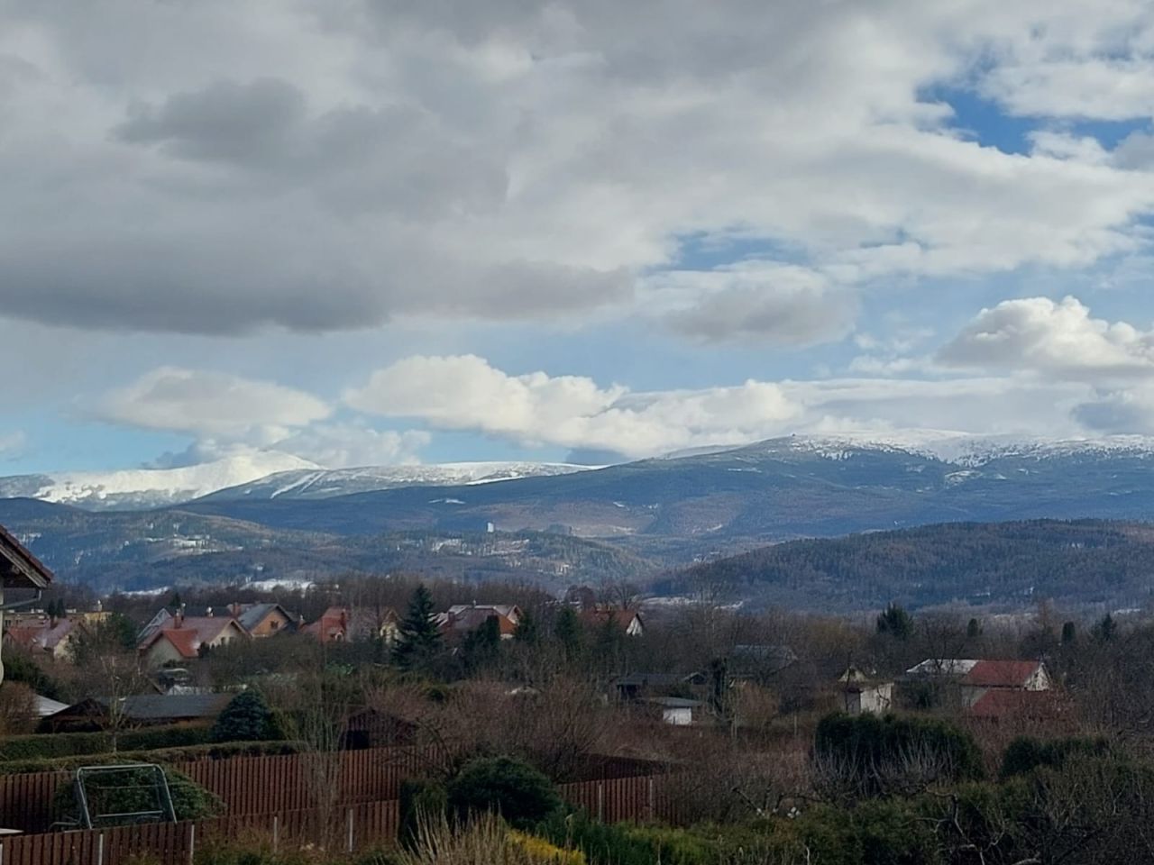 dom szeregowy, 5 pokoi Jelenia Góra Cieplice Śląskie-Zdrój. Zdjęcie 12